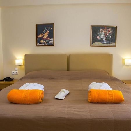 Aeolian Gaea Hotel สกาลากาลโลนิส ภายนอก รูปภาพ