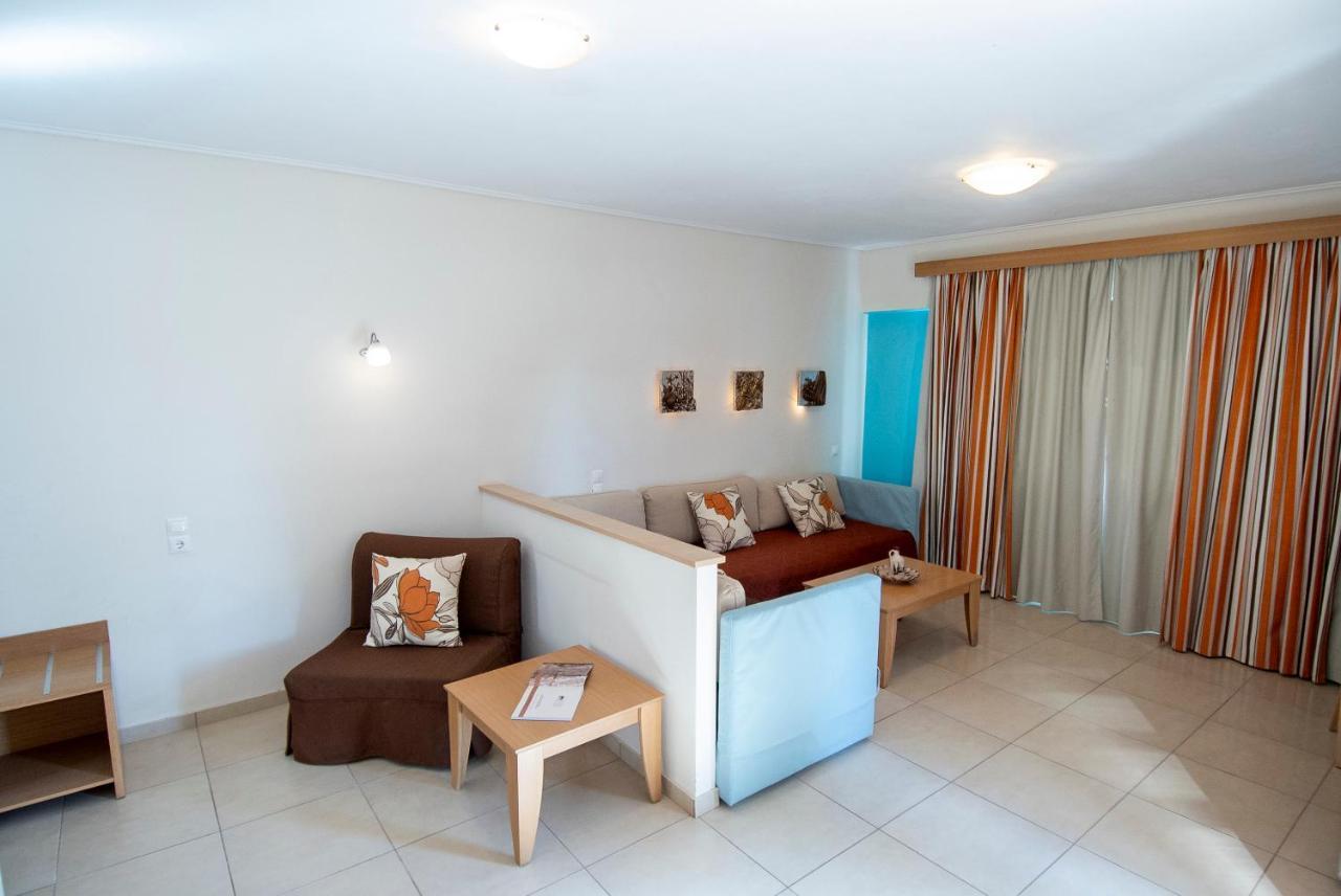Aeolian Gaea Hotel สกาลากาลโลนิส ภายนอก รูปภาพ