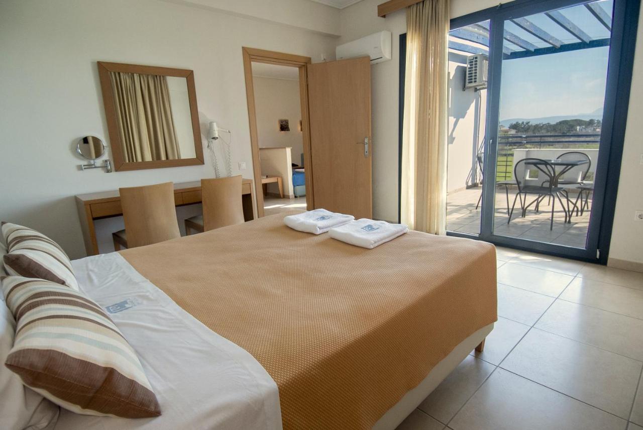Aeolian Gaea Hotel สกาลากาลโลนิส ภายนอก รูปภาพ