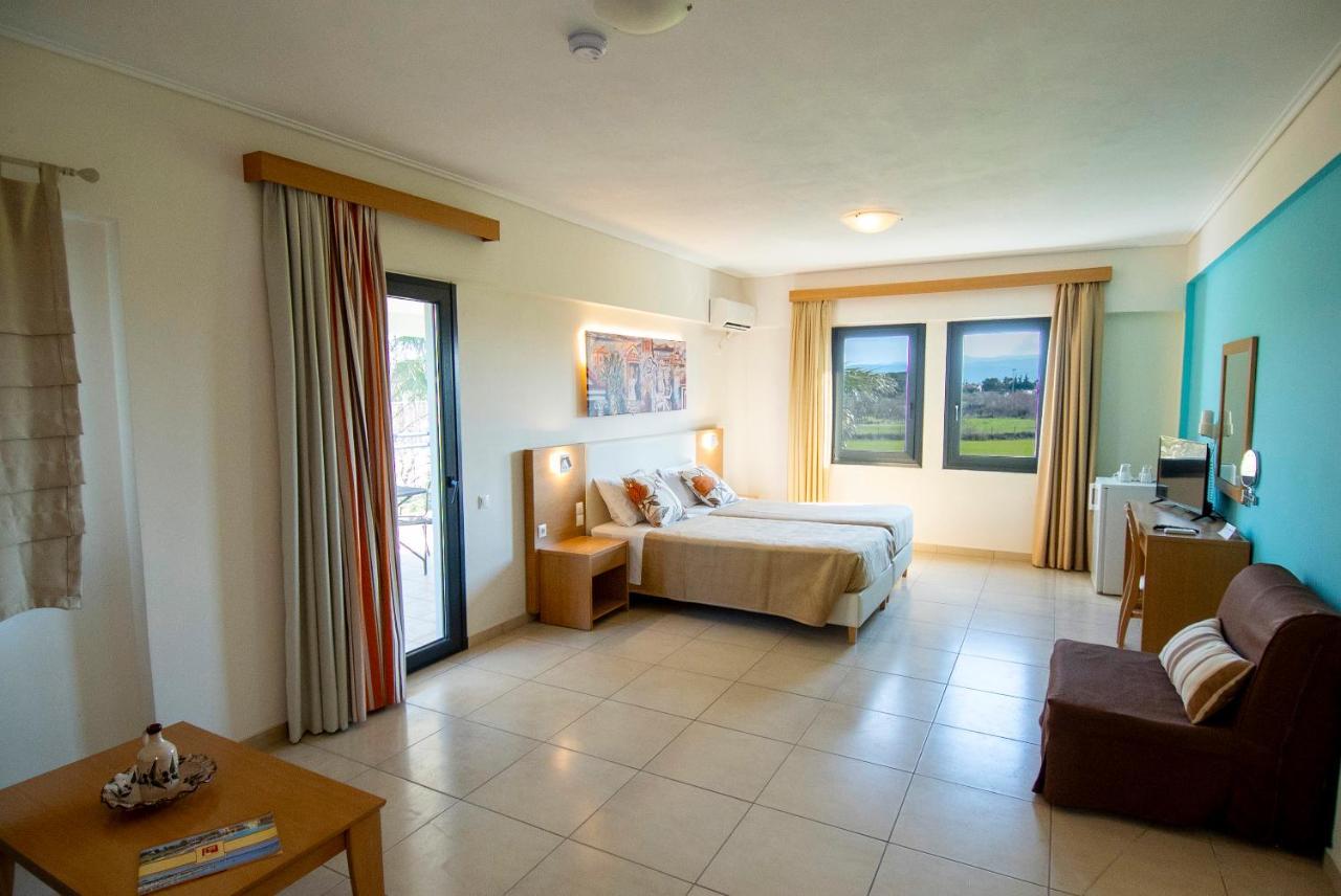 Aeolian Gaea Hotel สกาลากาลโลนิส ภายนอก รูปภาพ