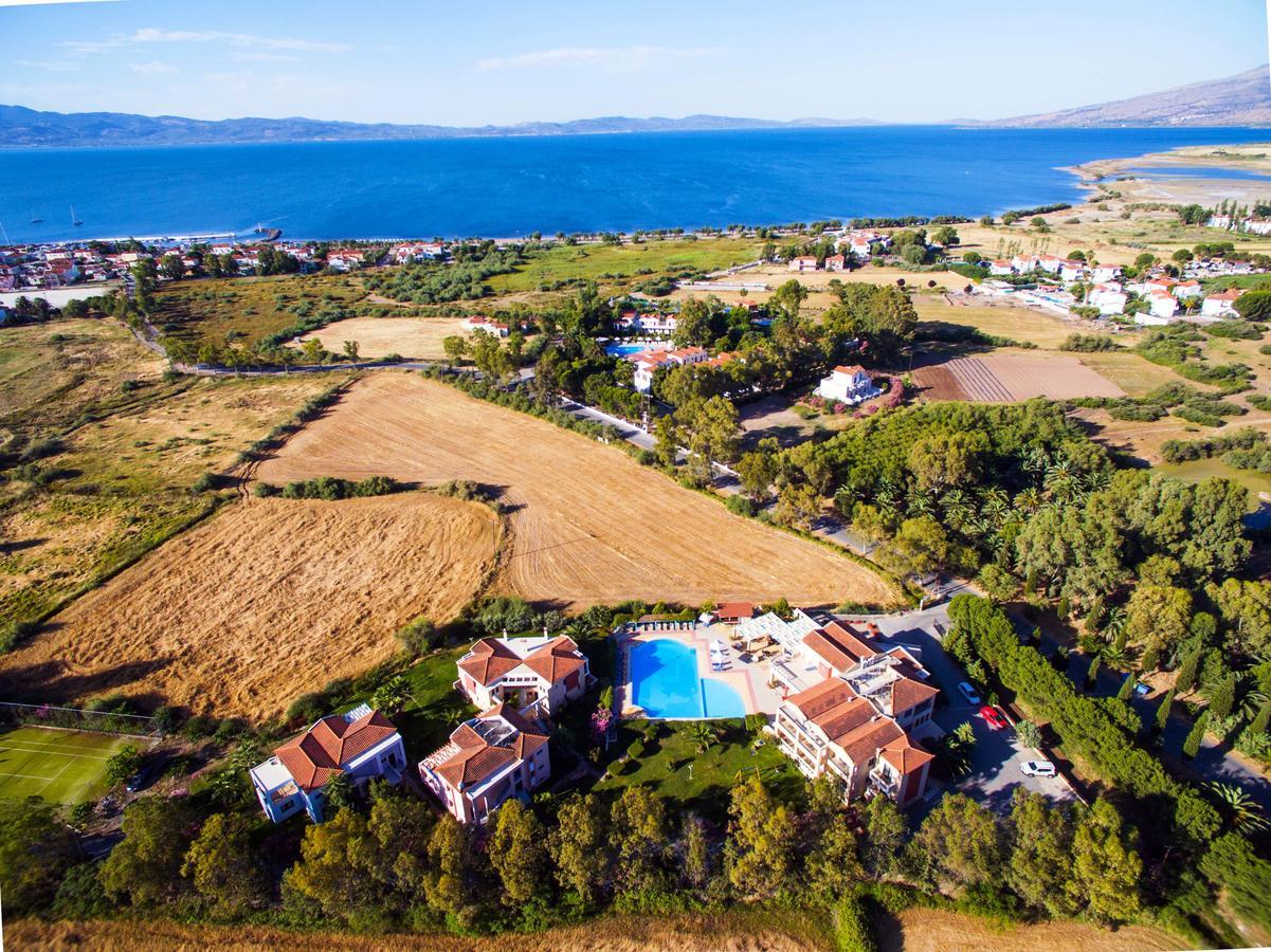 Aeolian Gaea Hotel สกาลากาลโลนิส ภายนอก รูปภาพ